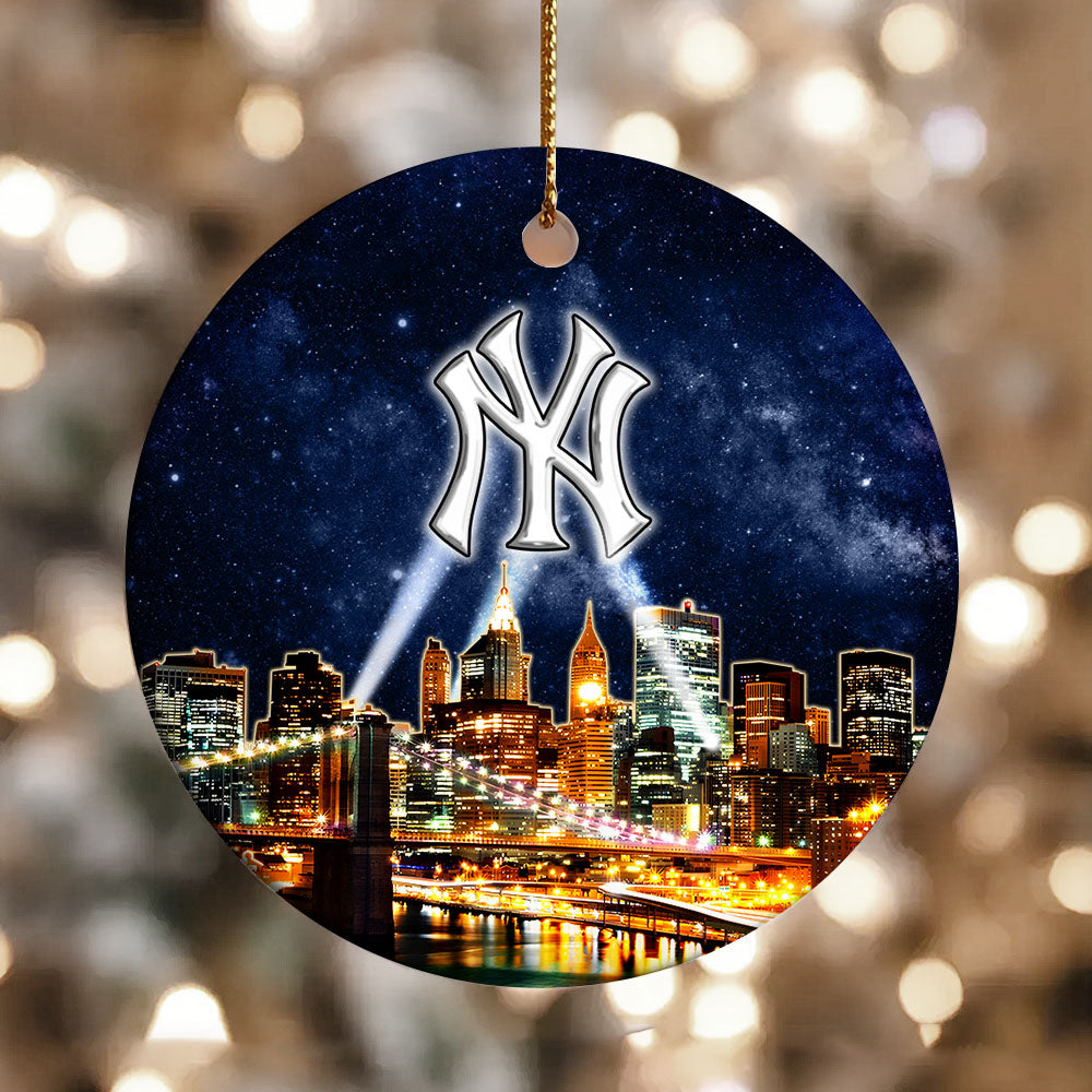New York Skyline Ornament - Customize Circle Ceramic Ornament