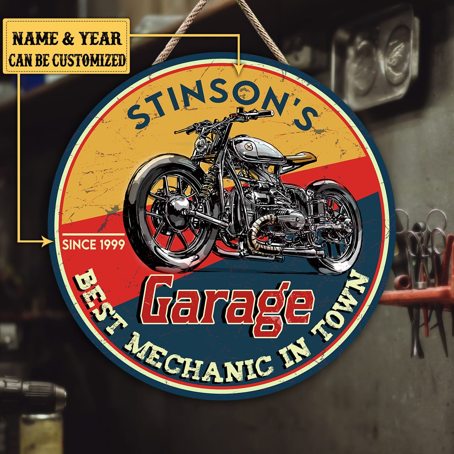 Personalized Garage Best Mechanic In Town Wood Round Sign